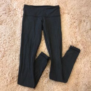LULULEMON LEGGINGS!! Size 2!